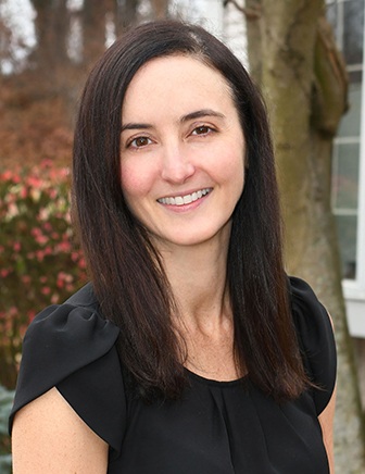 Headshot of Sara E. Curcio, DMD